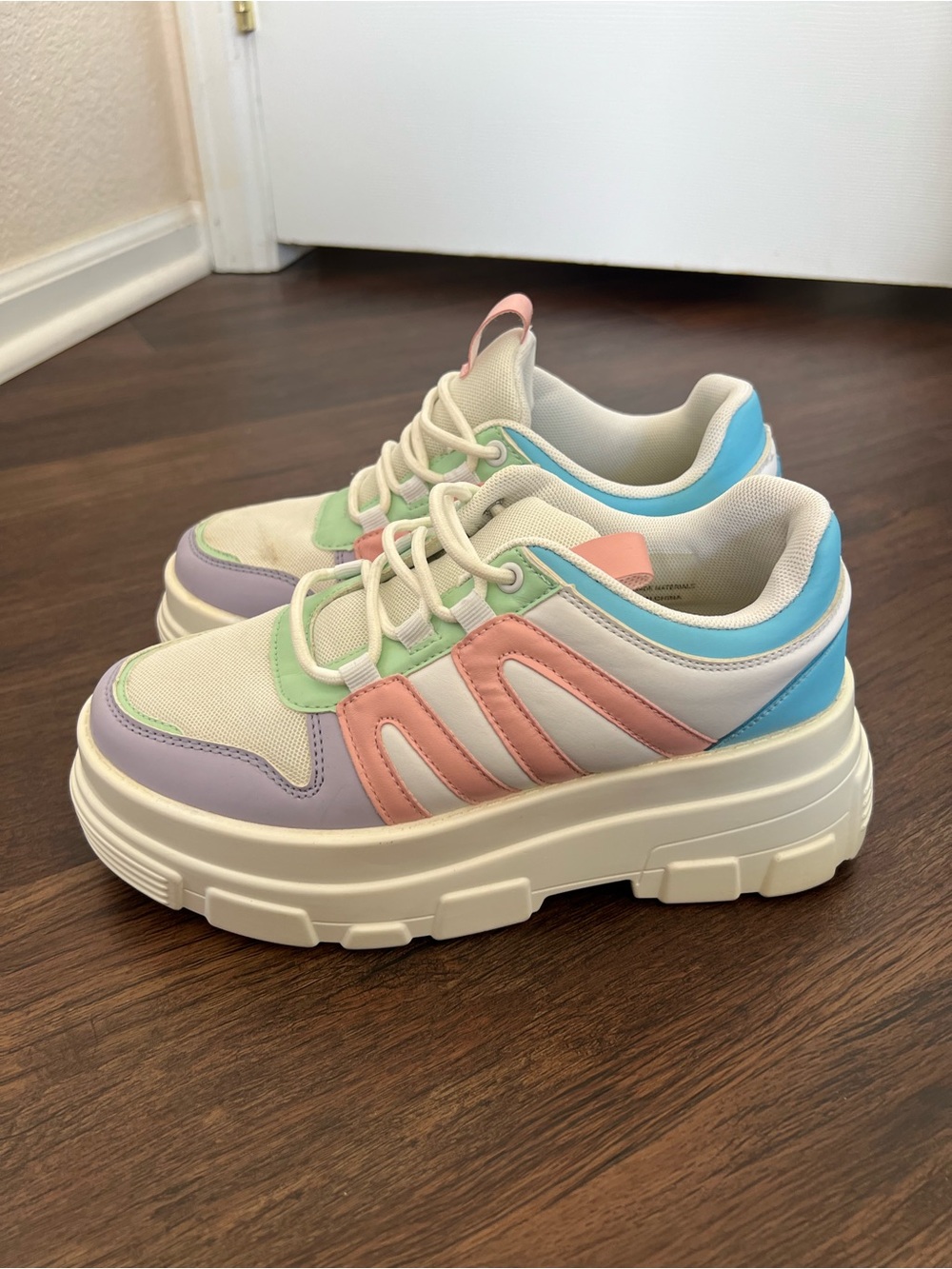 Berness Multicolor Chunky Sneakers